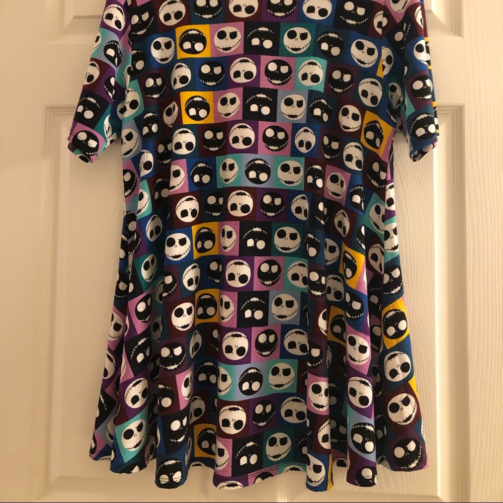 EUC Jack Skellington LuLaRoe shirt ... size L - Picture 3 of 5